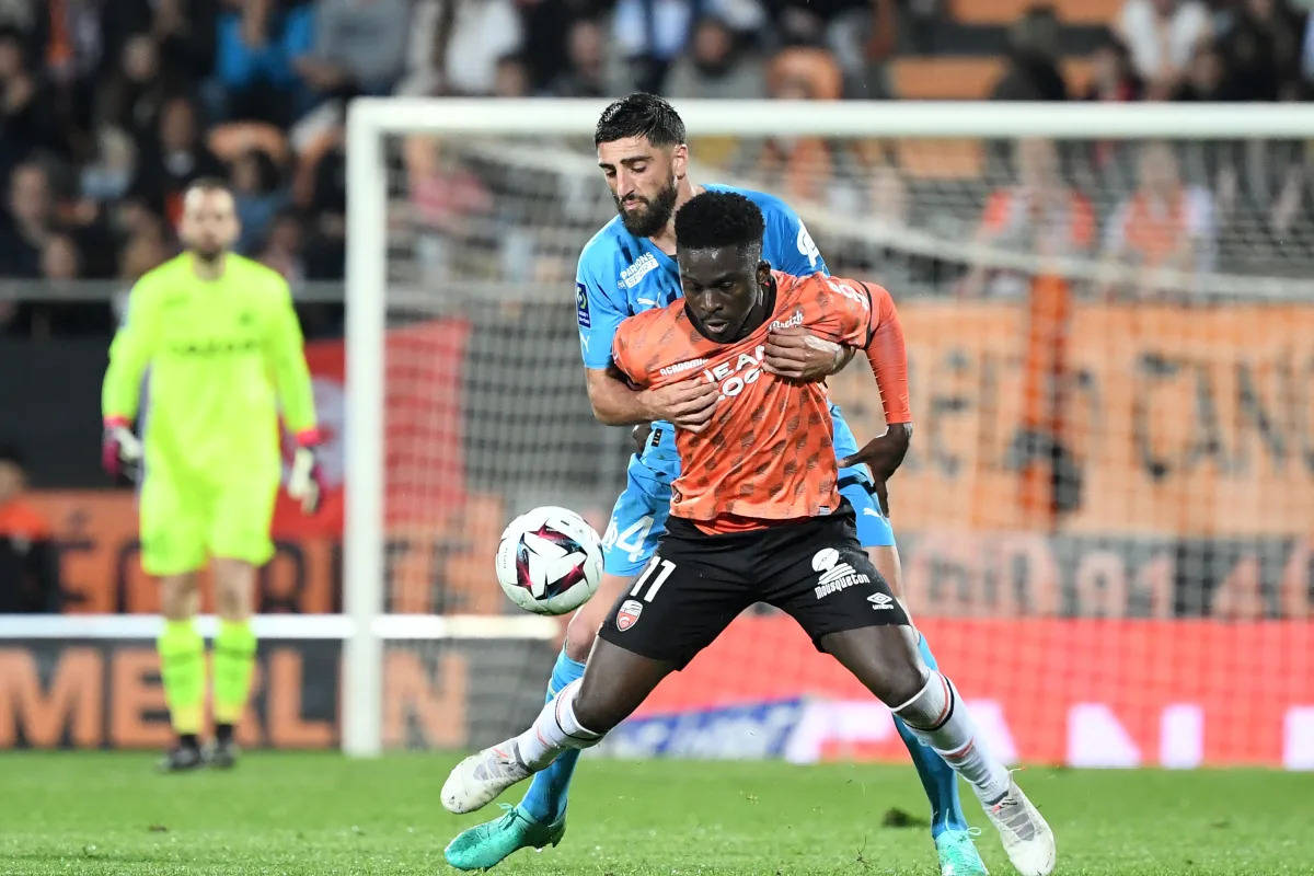 Bamba Dieng titular în Derby Breton: Lorent - Rennes