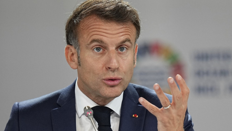 Macron trimite forțe și echipamente militare în Arabia Saudită pentru a limita criza carburanților