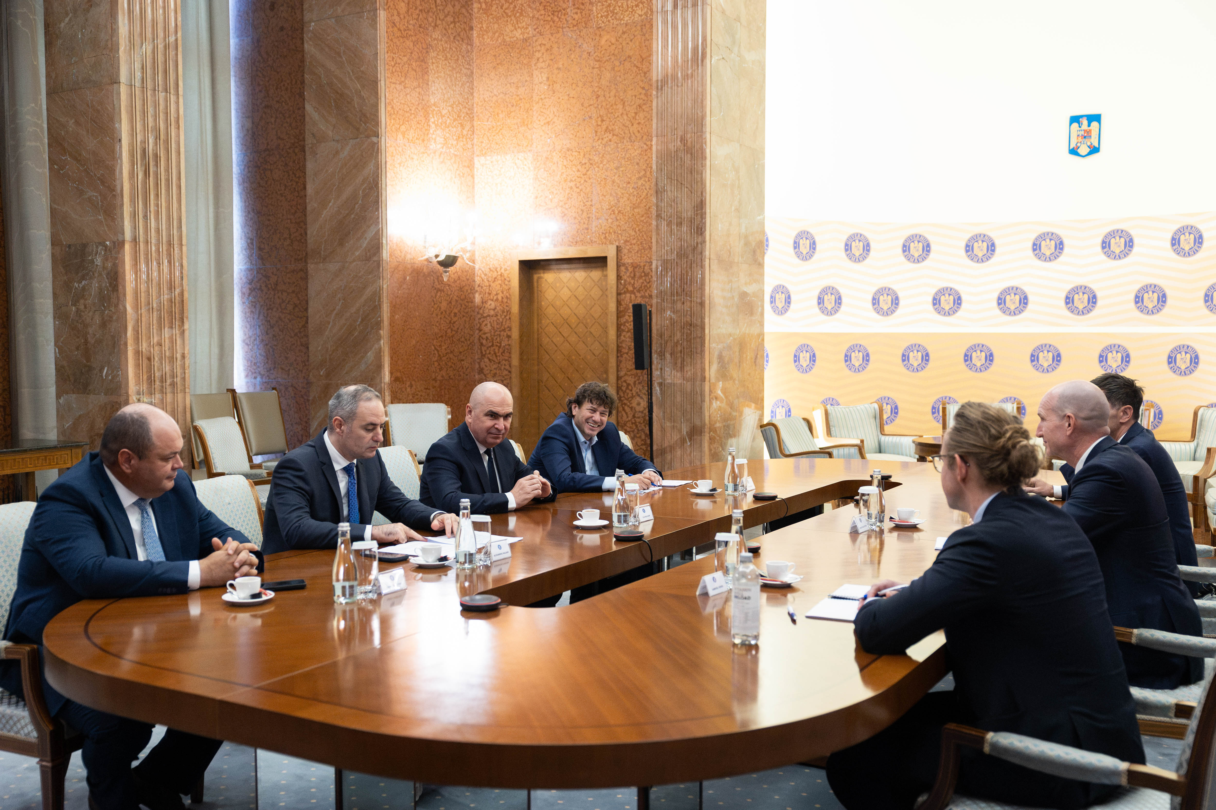 Ilie Bolojan întâlnește delegația S&P și subliniază importanța bugetului pentru 2027