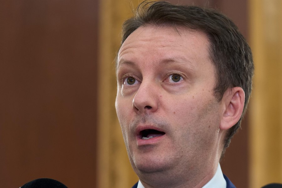 Mureșan acuză președintele PSD de evaziune a discuțiilor privind Guvernul Niculescu