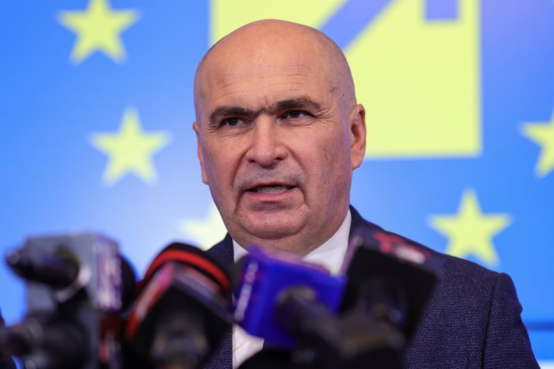 PNL decide să voteze pentru învestirea Guvernului Luca Niculescu, în ciuda divergențelor interne