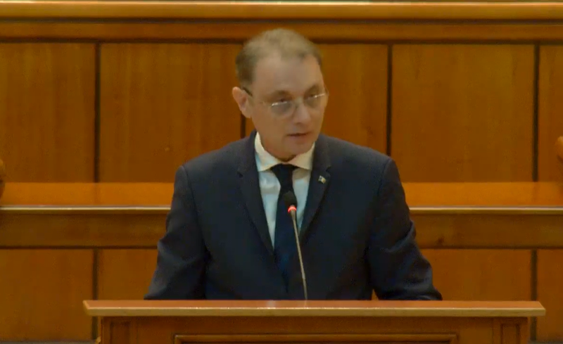 Luca Niculescu cere vot de învestitură și promite sfârșitul interimatului de cinci luni