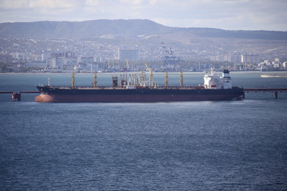 Rusia atacă navă de mărfuri și centre logistice ucrainene în Marea Neagră