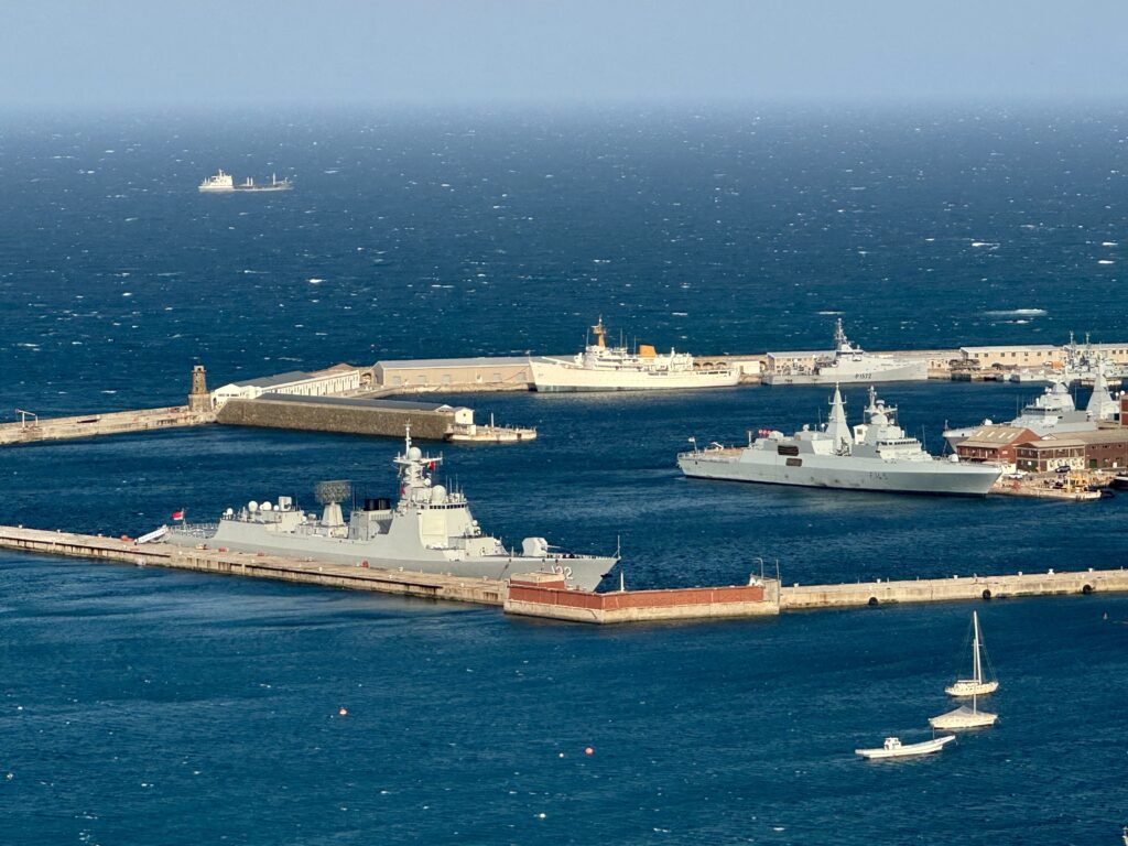Armata ucraineană lovește trei nave rusești cu o dronă în Marea Neagră