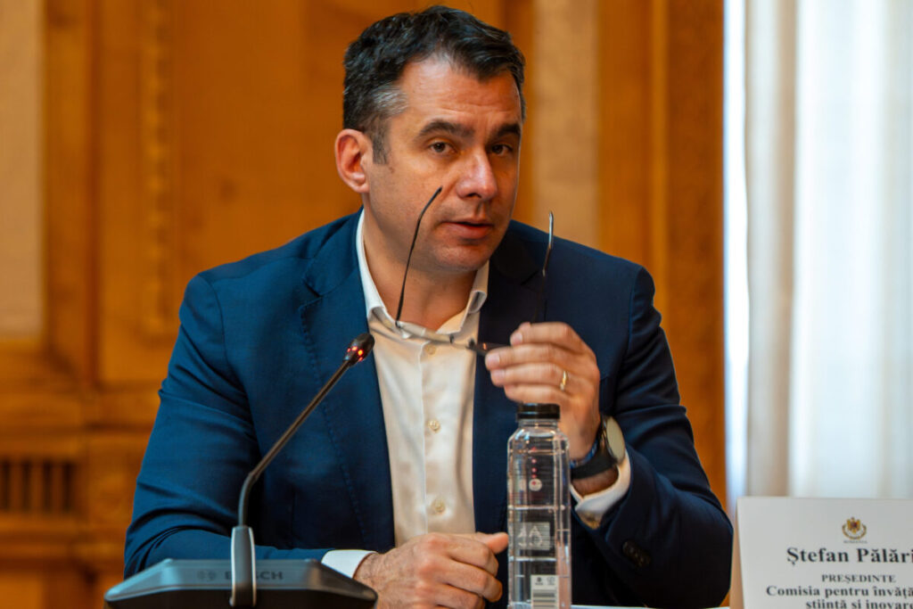 Ștefan Pălărie anunță abrogarea admiterii paralele și acordul pentru reforma Evaluării Naționale de clasa a VIII-a
