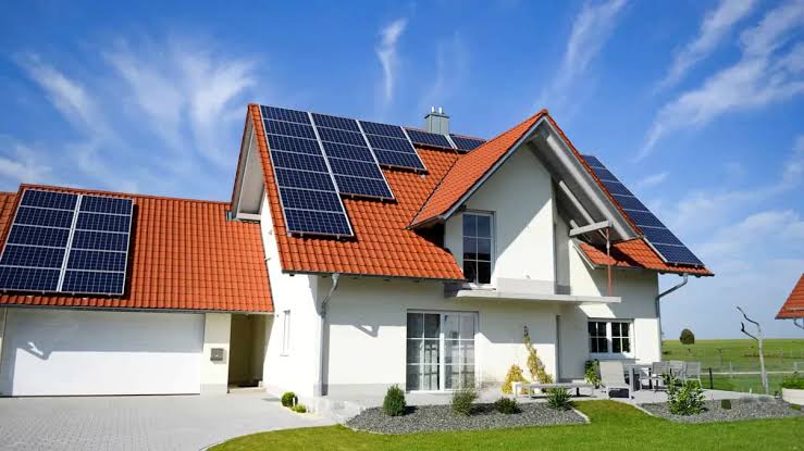 Prosumatorii pot câștiga mai mult din energia stocată