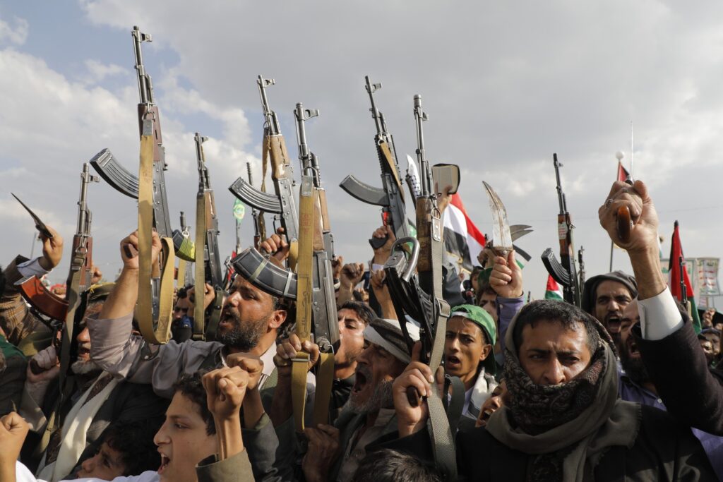 Yemenul anunță operațiune militară contra Houthi